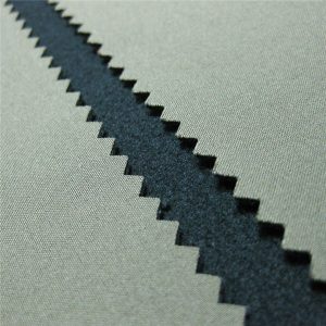 3 ფენა TPU სუნთქვის მემბრანის softshell ქსოვილის შემაკავშირებელ საწმისის